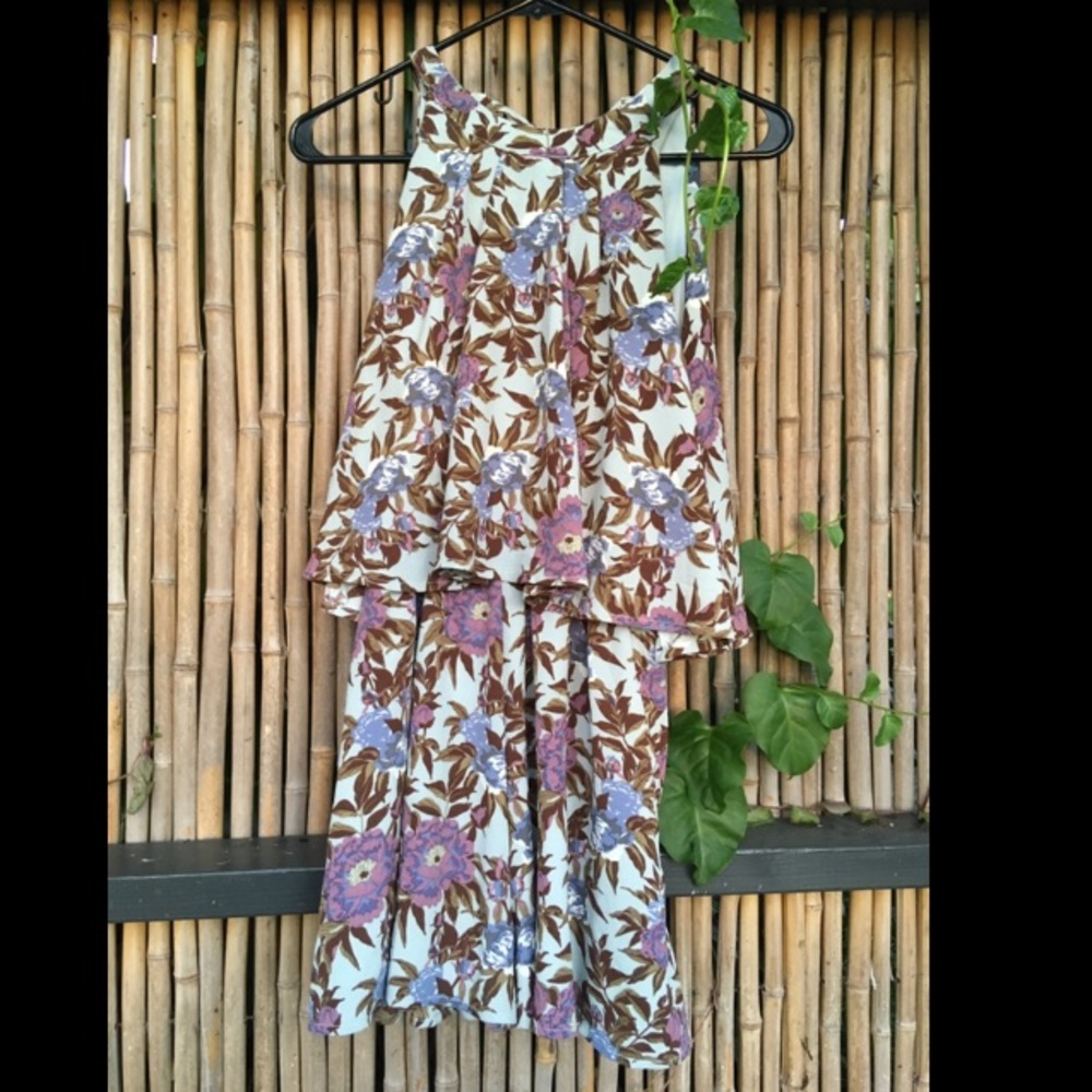 Floral Romper - Picture 2 of 4
